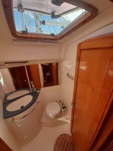 2007 Bavaria 50 Cruiser sailing yacht for sale - photo 11