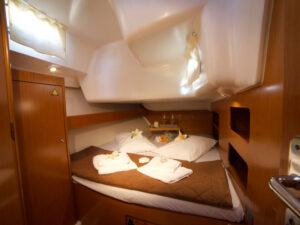 2007 Cyclades 50.5 sailing yacht for sale - photo 8
