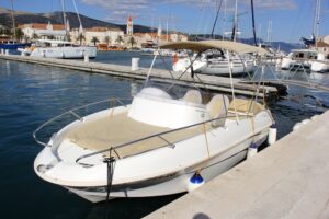 2008 Beneteau Flyer 550 Open motor yacht for sale - photo 9