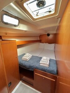 2008 Cyclades 50.5 sailing yacht for sale - photo 17