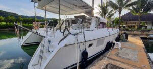 2008 Lagoon 420 catamaran for sale - photo 13