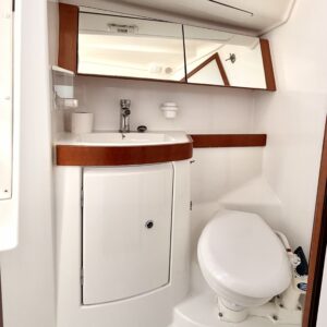 2008 Oceanis 40 sailing yacht for sale - photo 12
