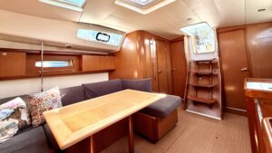 2008 Oceanis 40 sailing yacht for sale - photo 8