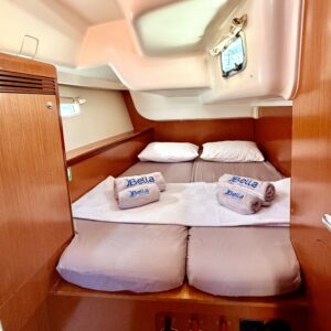 2008 Oceanis 40 sailing yacht for sale - photo 9