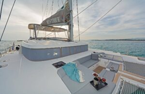 2009 Lagoon 500 catamaran for sale - photo 25