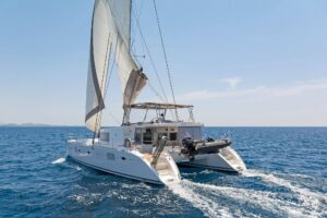 2009 Lagoon 500 catamaran for sale - photo 3