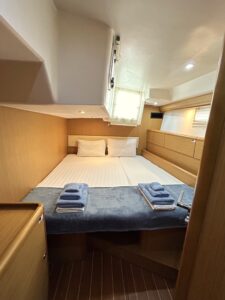 2010 Jeanneau 57 sailing yacht for sale - photo 4