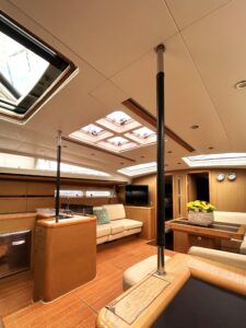 2010 Jeanneau 57 sailing yacht for sale - photo 9