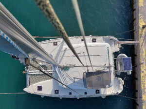 2010 Lagoon 400 catamaran for sale - photo 9