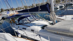 2010 Oceanis 343 sailing yacht for sale - photo 4