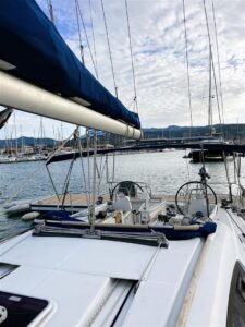 2010 Oceanis 43 sailing yacht for sale - photo 12