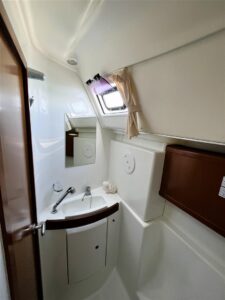 2010 Oceanis 43 sailing yacht for sale - photo 6
