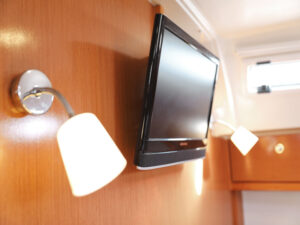 2011 Bavaria Cruiser 40 sailing yacht for sale - photo 13