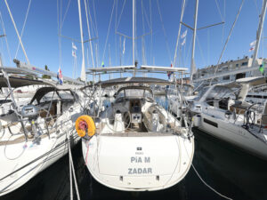 2011 Bavaria Cruiser 40 sailing yacht for sale - photo 17