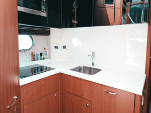 2011 Sunseeker 64 motor yacht for sale - photo 18