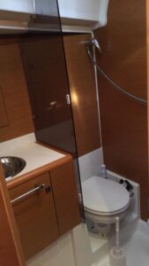 2012 Sun Odyssey 439 sailing yacht for sale - photo 5