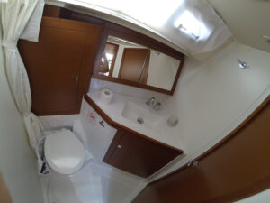 2013 Oceanis 45 sailing yacht for sale - Oceanis 45