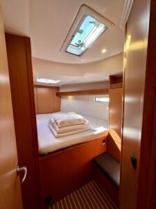 2014 Bavaria Cruiser 45 sailing yacht for sale - photo 10