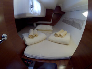 2014 Dufour 335 Grand Large sailing yacht for sale - Dufour 335 GL aft cabin