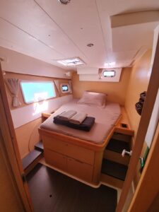 2014 Lagoon 421 catamaran for sale - photo 14