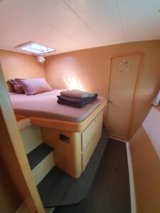 2014 Lagoon 421 catamaran for sale - photo 19