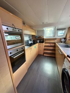 2014 Lagoon 620 catamaran for sale - photo 3