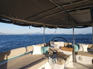 2014 Lagoon 620 catamaran for sale - photo 4