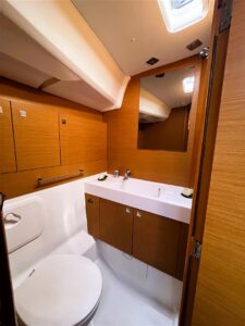 2014 Sun Odyssey 469 sailing yacht for sale - photo 18