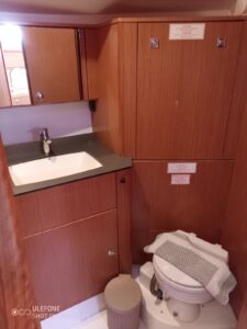 2015 Bavaria Cruiser 41 sailing yacht for sale - photo 22