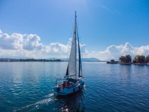 2015 Hanse 385 sailing yacht for sale - ext 2