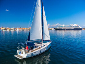2015 Hanse 385 sailing yacht for sale - ext 1