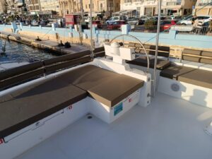 2015 Lagoon 620 catamaran for sale - Upper Deck 2