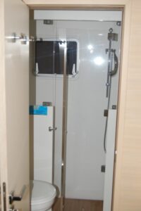 2015 Lagoon 620 catamaran for sale - Bath 2