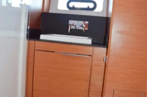 2016 Bavaria Sport 450 HT motor yacht for sale - photo 18