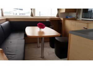 2016 Lagoon 450 Sport catamaran for sale - Interior image