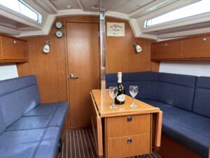 2017 Bavaria Cruiser 34 sailing yacht for sale - Interior image