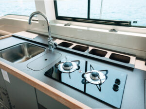 2017 Bavaria E40 Fly motor yacht for sale - photo 24
