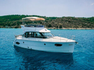 2017 Bavaria E40 Fly motor yacht for sale - photo 6
