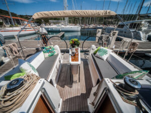2017 Dufour 350 Grand Large sailing yacht for sale - photo 6