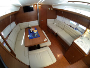 2017 Dufour 412 Grand large sailing yacht for sale - photo 4