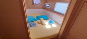 2017 Lagoon 400 S2 catamaran for sale - Double Cabin 2