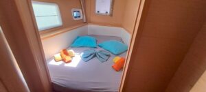 2017 Lagoon 400 S2 catamaran for sale - Double Cabin 3