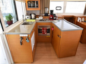 2017 Lagoon 450 Fly catamaran for sale - photo 14