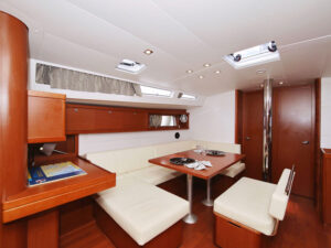 2017 Oceanis 48 sailing yacht for sale - photo 7