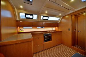 2018 Bavaria Cruiser 46 sailing yacht for sale - photo 6