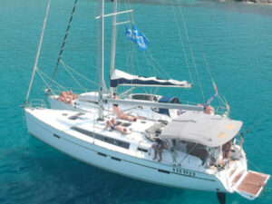 2018 Bavaria Cruiser 46 sailing yacht for sale - photo 3