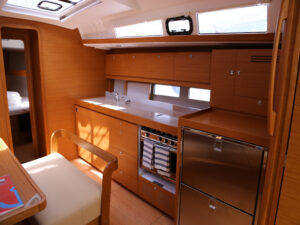 2018 Dufour 460 Grand Large sailing yacht for sale - photo 17