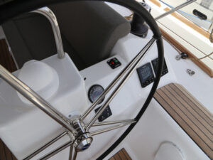 2018 Dufour 460 Grand Large sailing yacht for sale - photo 4
