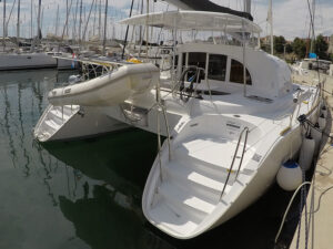 2018 Lagoon 380 catamaran for sale - Lagoon 380