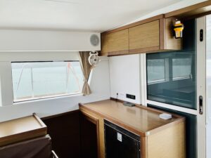 2018 Lagoon 40 catamaran for sale - Kitchen 2